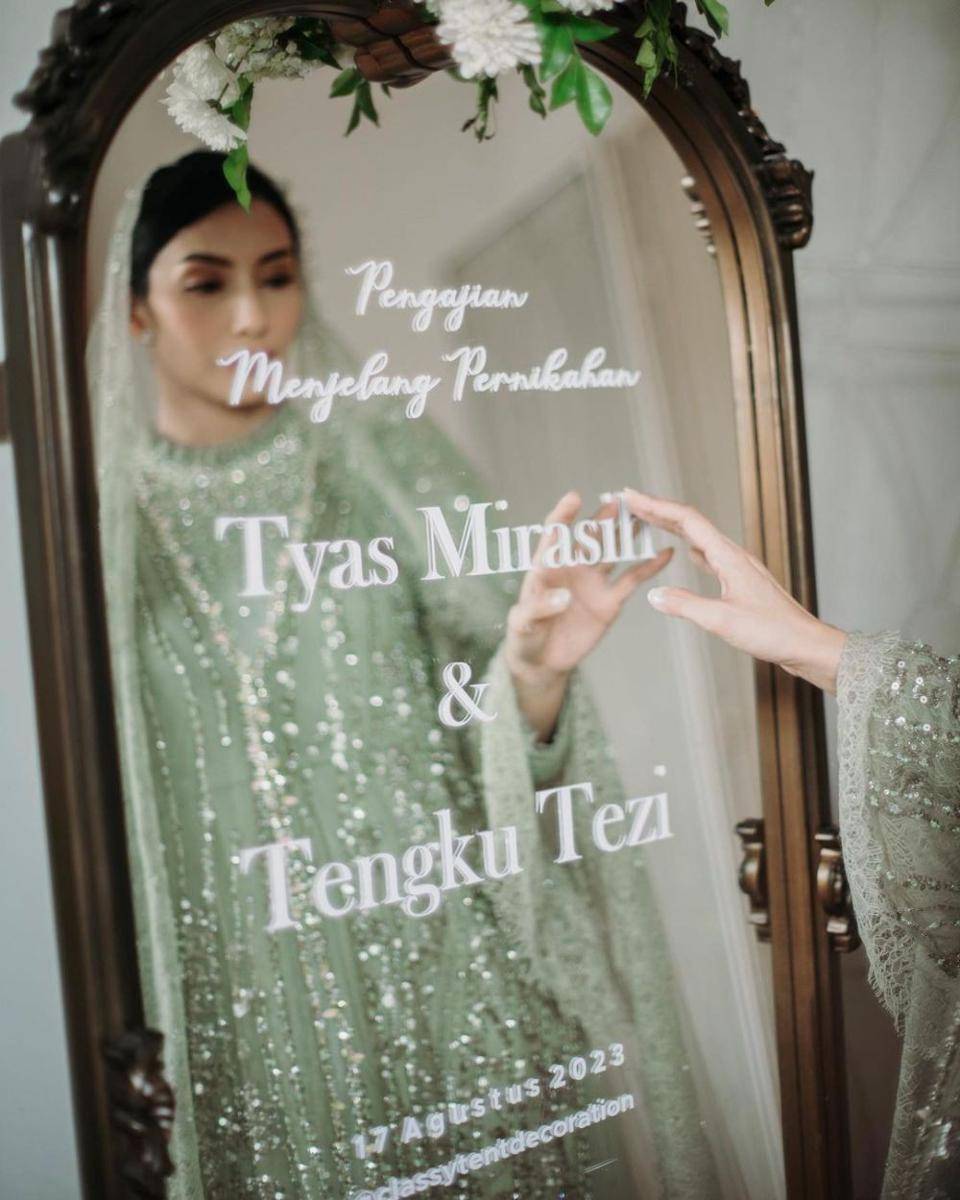 Pengajian Pernikahan Tyas Mirasih. (Instagram.com/tyasmirasih)