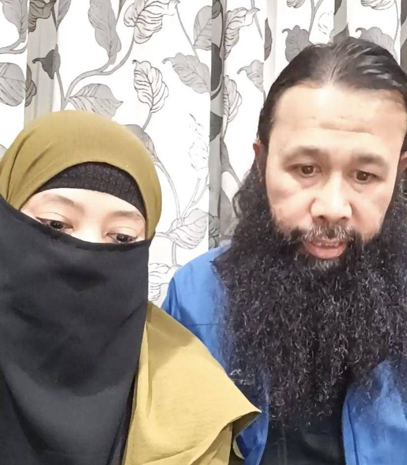 artis lepas status janda/duda di sepanjang 2023 (Instagram.com/peggymelatisukma_khadijah)