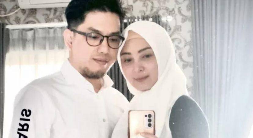 artis lepas status janda/duda di sepanjang 2023 (Instagram.com/dellapuspita00)