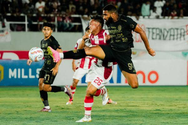 Pertandingan Persis Solo vs Bali United. (Baliutd.com)