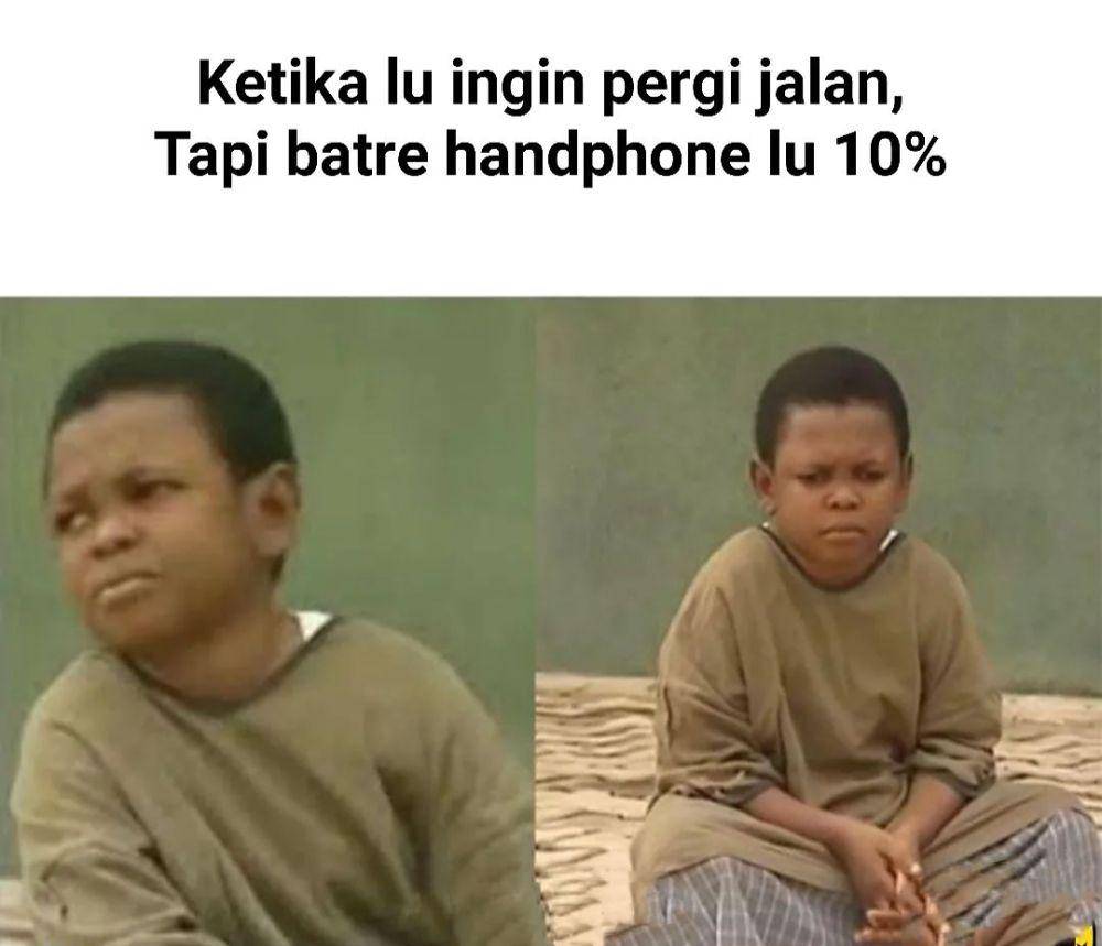 meme lagi charge HP (instagram.com/statuslucu_official)