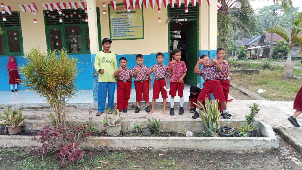Misi Satpolairud Polres Muba Hapuskan Buta Huruf Lewat Program Anjar
