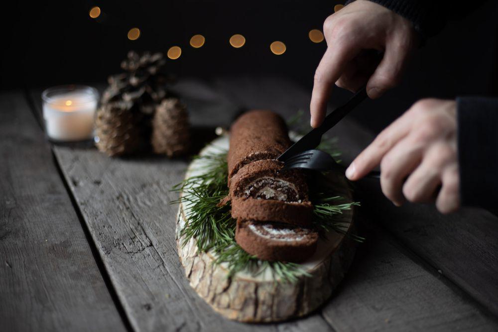 Resep Black Forest Gulung, Cocok untuk Camilan Keluarga