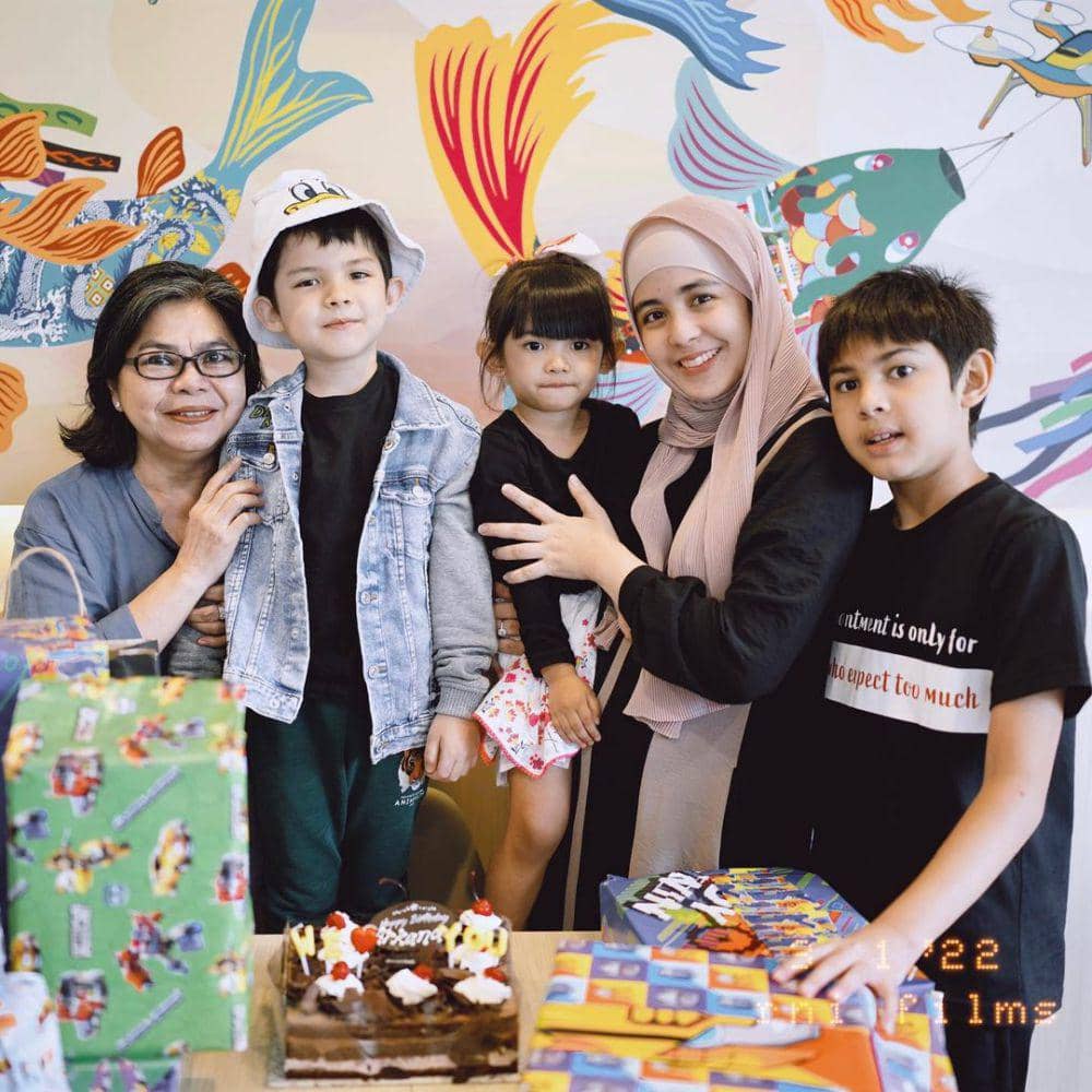 potret keluarga Risty Tagor (instagram.com/ristytagor)