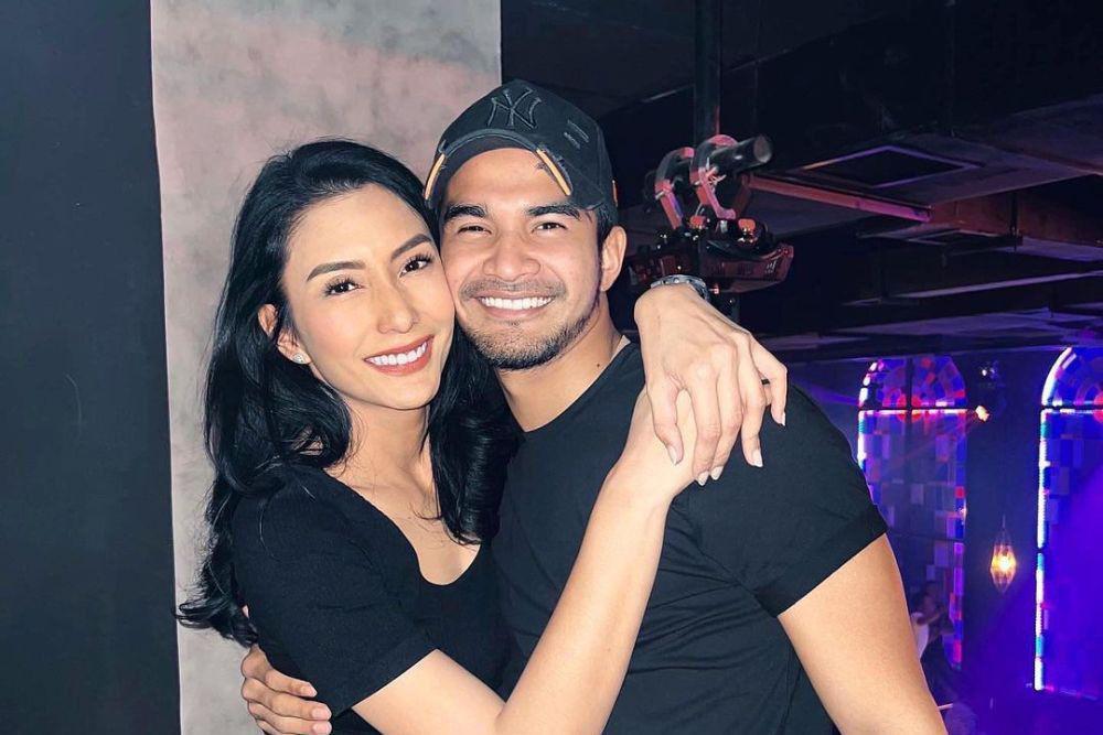 Perjalanan Cinta Tyas Mirasih dan Tengku Tezi, Menikah Hari Ini!