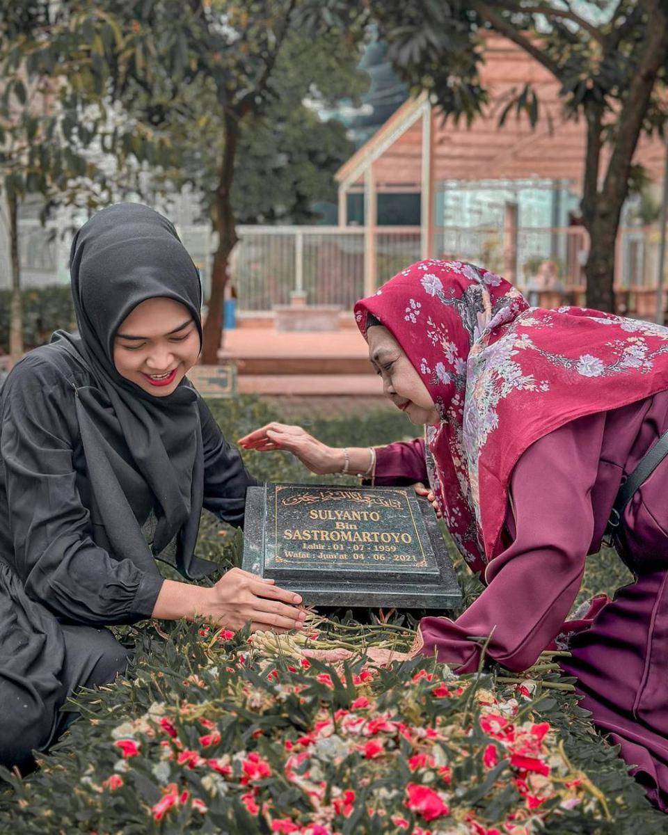 potret Ria Ricis dan ibunda (instagram.com/riaricis1795)