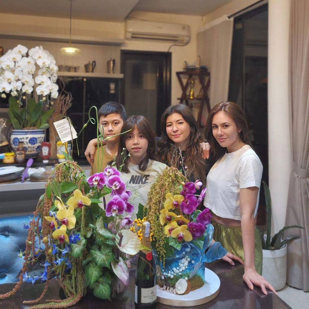 potret keluarga Wulan Guritno (instagram.com/wulanguritno)