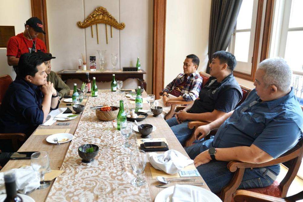 Ketum PSSI bertemu dengan suporter. (Dok. Istimewa)