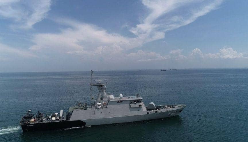 KRI Kerambit-627 saat sedang melaksanakan firing test. (Dokumentasi PT PAL)
