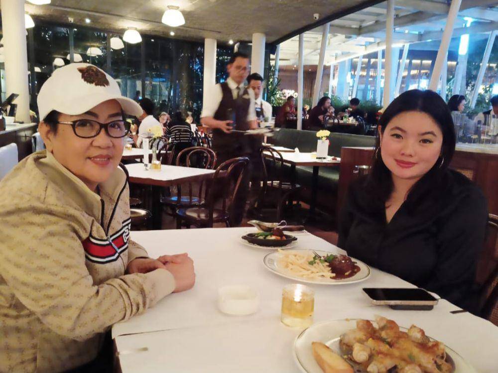 Ketua Partai Golkar Sulut, Conny Rumondor, saat bertemu dengan Hillary Lasut beberapa waktu lalu. IDNTimes/Istimewa