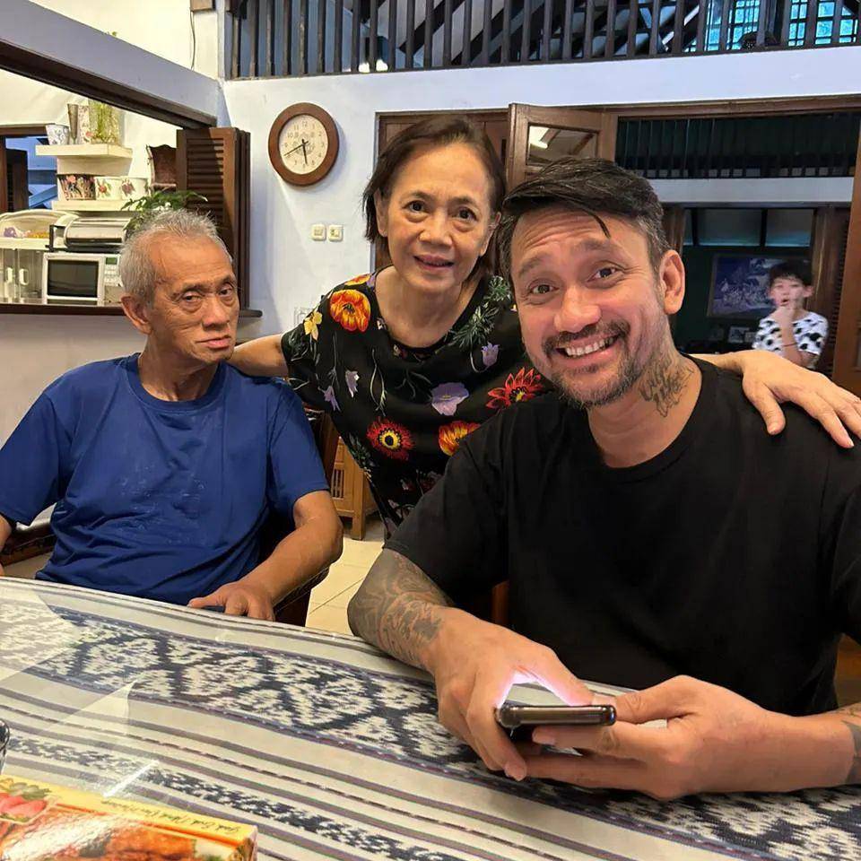 kenangan Tora Sudiro dan ibu (instagram.com/sudirodyah)