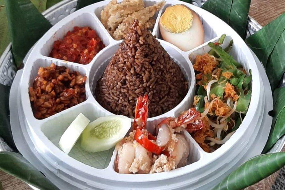 Ilustrasi nasi kotak (instagram.com/bungarampai.restaurant)