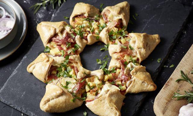 potret kocak piza menyerupai sesuatu (reddit.com/user/sebal_fathey)