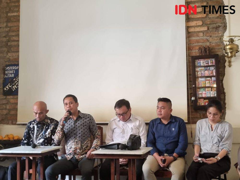 Konferensi pers gugatan ke MK soal batas maju jadi capres maksimal 2 kali (IDN Times/Ilman Nafi'an)