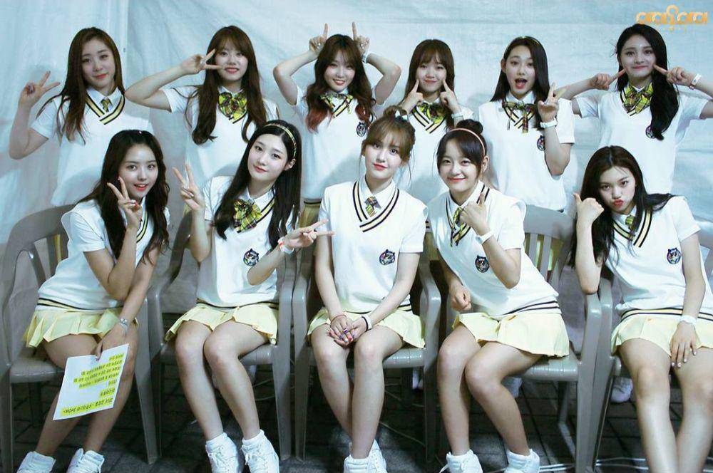 I.O.I (instagram.com/ioi_official_ig)