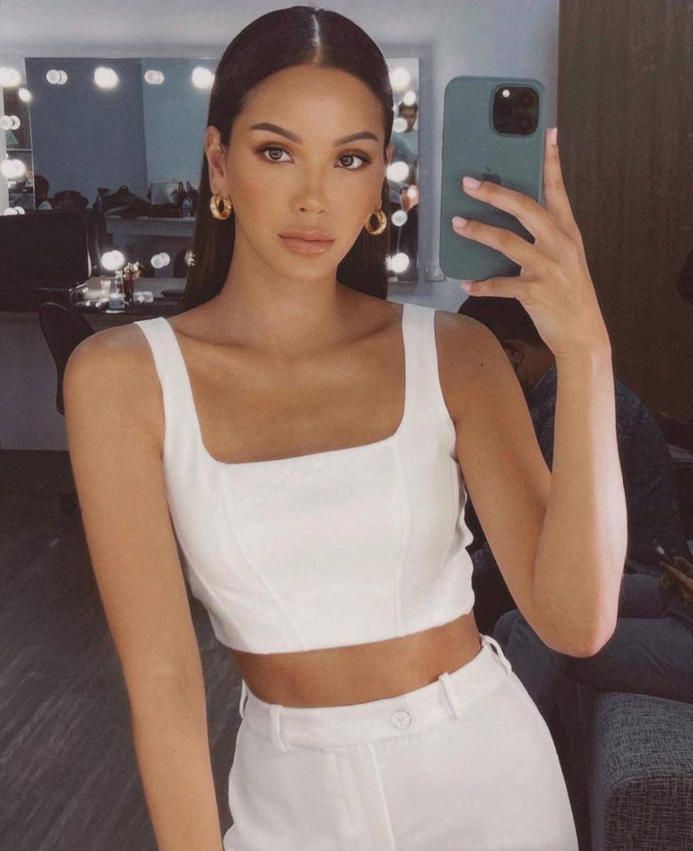 referensi outfit warna putih ala Alyssa Daguise (instagram.com/alyssadaguise)