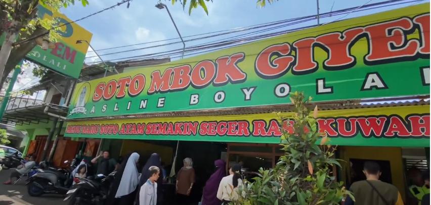 Sarapan Kuliner Legendaris Soto Mbok Giyem Asline Boyolali