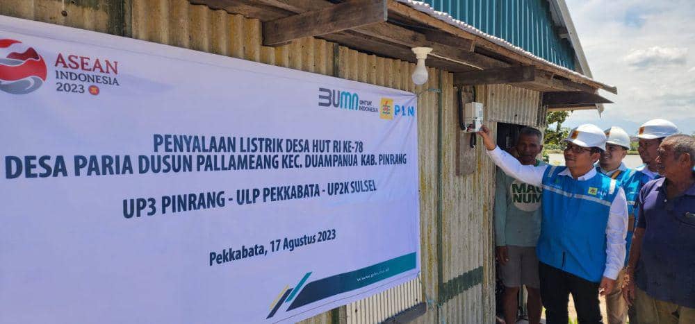 PLN menghadirkan layanan listrik 24 jam bagi masyarakat di tiga desa terpencil di Sulawesi Selatan, bertepatan dengan peringatan HUT ke-78 Kemerdekaan Indonesia.