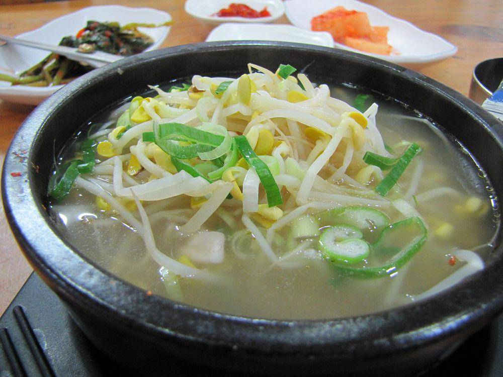 ilustrasi kongnamulguk (commons.wikimedia.org/Lee Eunyoung)