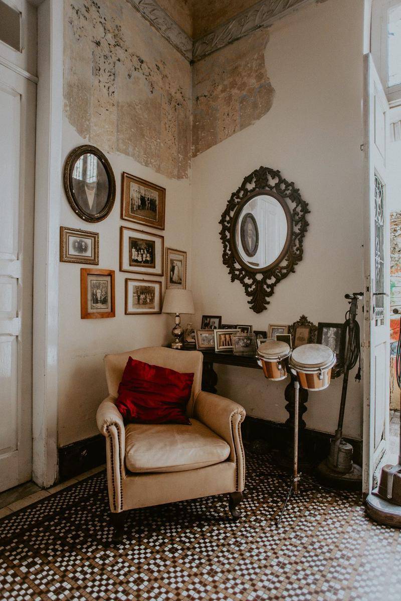 inspirasi dekorasi vintage (unsplash.com/@jonathanborba)