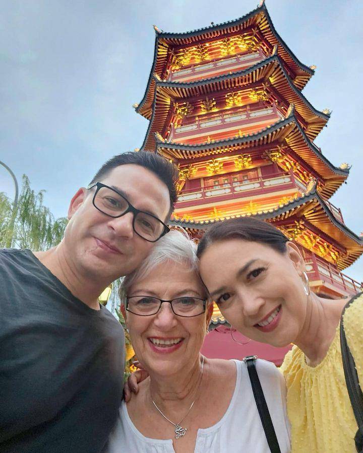 Ira Wibowo bertemu ibunda (Instagram.com/irawbw)