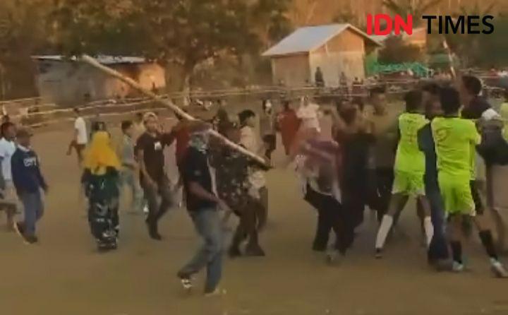 Sepak Bola Antardesa di Dompu Ricuh, Pemain dan Suporter Adu Jotos