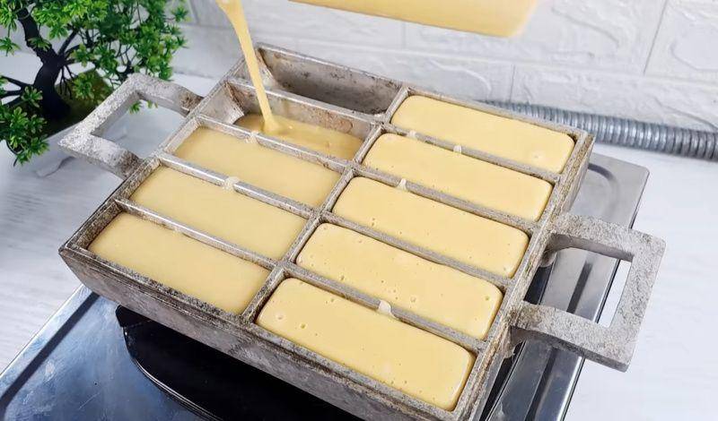 gambar proses pembuatan kue pukis (YouTube.com/Dapur Hasika)