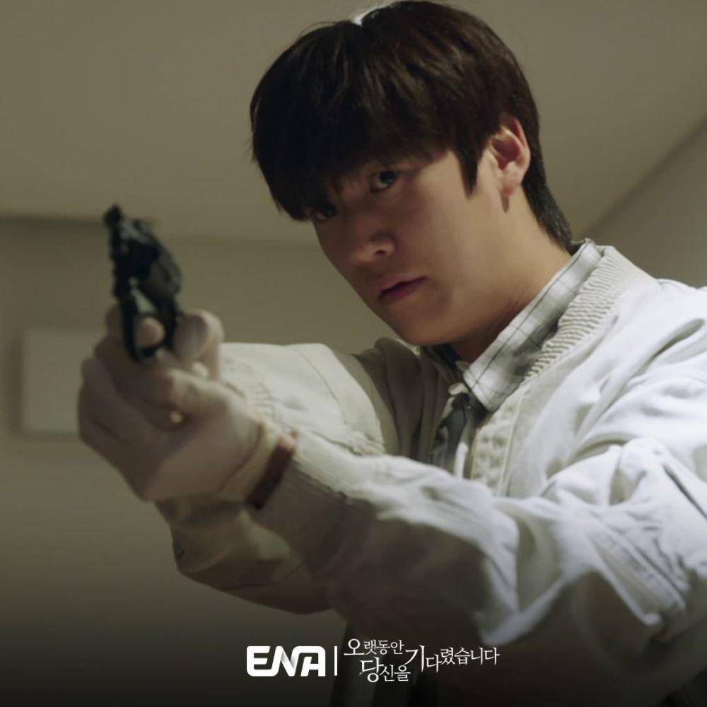 Oh Jin Sung (Na In Woo) di drakor Longing for You (instagram.com/channel.ena.d)