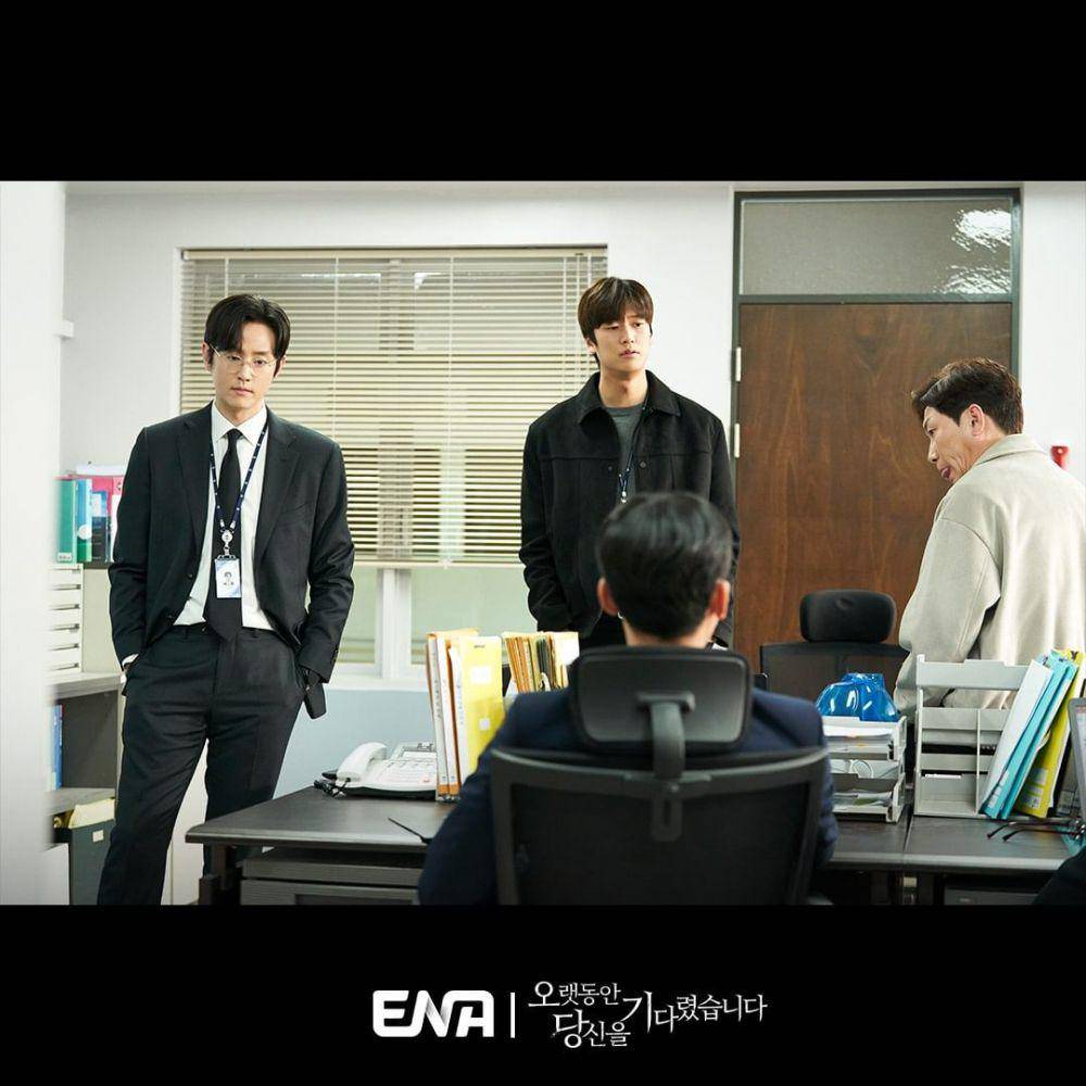 Oh Jin Sung (Na In Woo), Cha Young Woon (Kwon Yool) di drakor Longing for You (instagram.com/channel.ena.d)