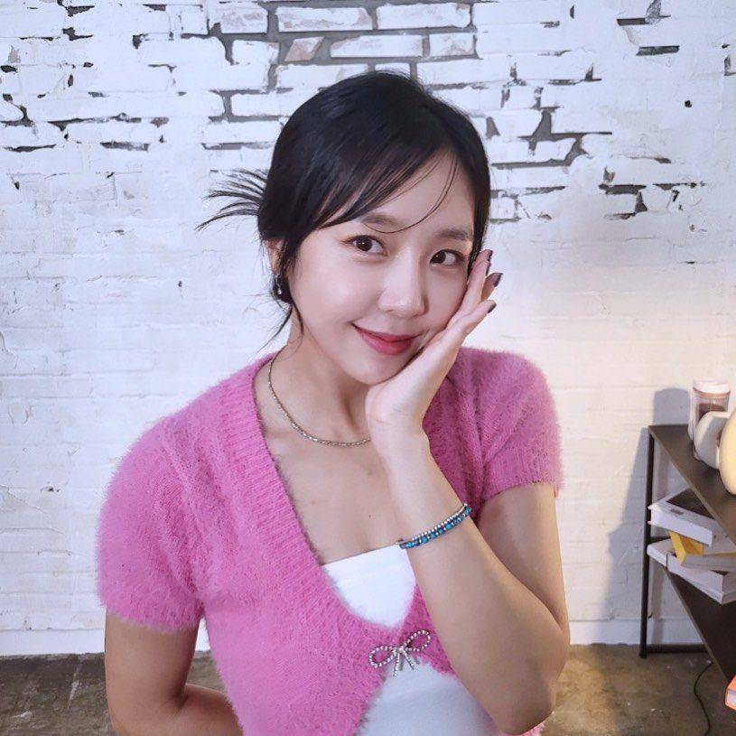 Yewon eks Jewelry (instagram.com/yeeee_kk)