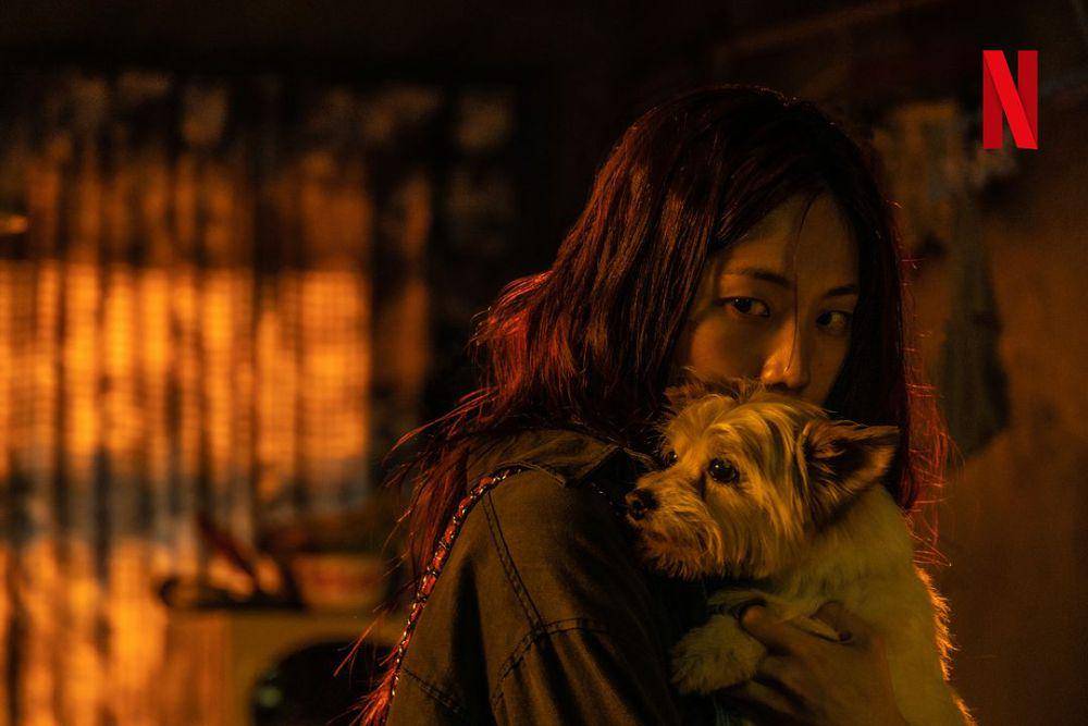 Cuplikan Kim Chun Ae dalam drakor Mask Girl (instagram.com/netflixkr)