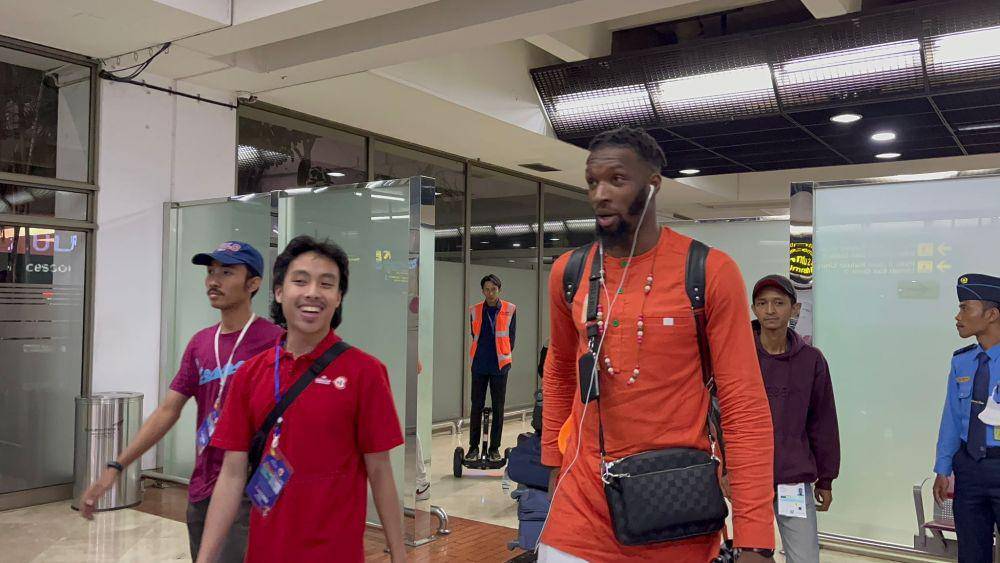 Skuad Pantai Gading tiba di Jakarta. (Dok. LOC Piala Dunia Basket 2023)