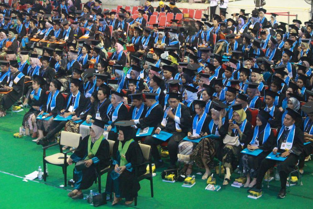 Hampir Menyerah, Wisudawati IPK 4.0 Unimed Ungkap Rahasia Belajarnya