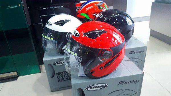 MDS Zarra (facebook.com/Surabaya Helmet)