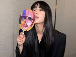 Adegan Telanjang Nana di Mask Girl Asli atau Pakai Pengganti | IDN Times