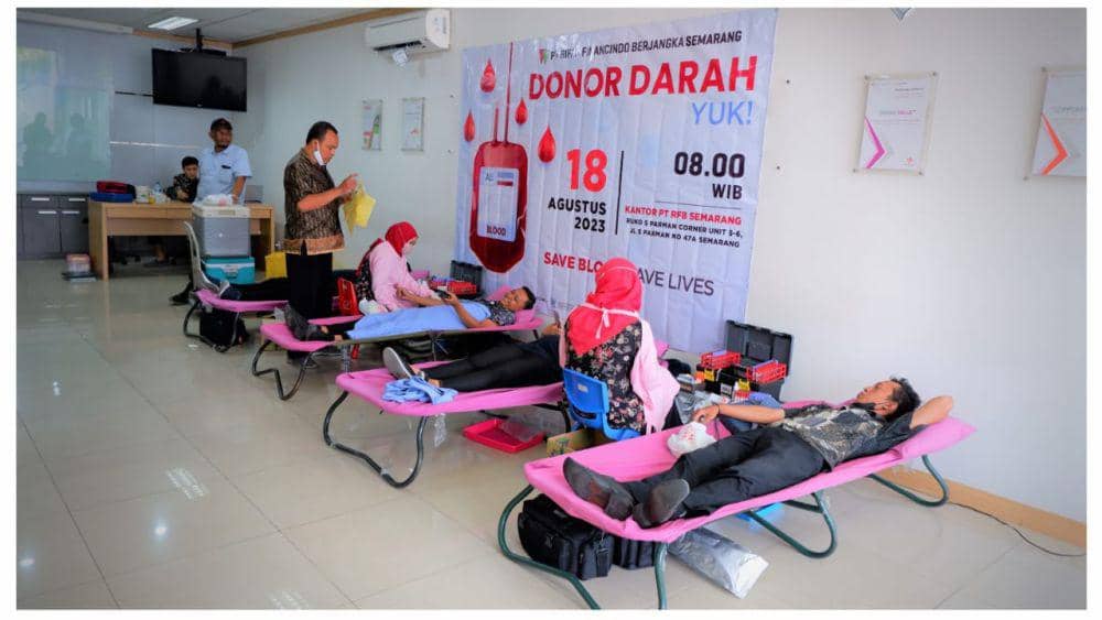 Rifan Financindo Rayakan HUT RI Ke-78 Dengan Lomba dan Donor Darah
