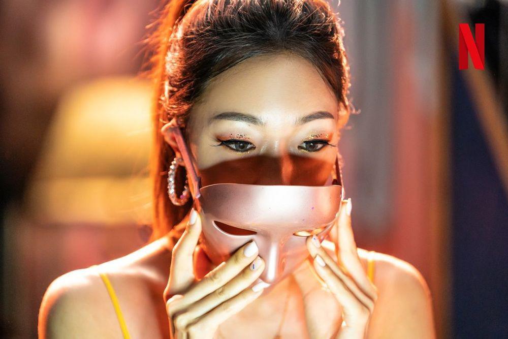 Adegan Telanjang hingga Aksi Kim Mo Mi Mask Girl Tanpa Peran Pengganti