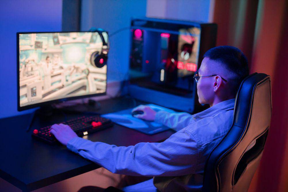 ilustrasi upgrade PC (pexels.com/Ron Lach)