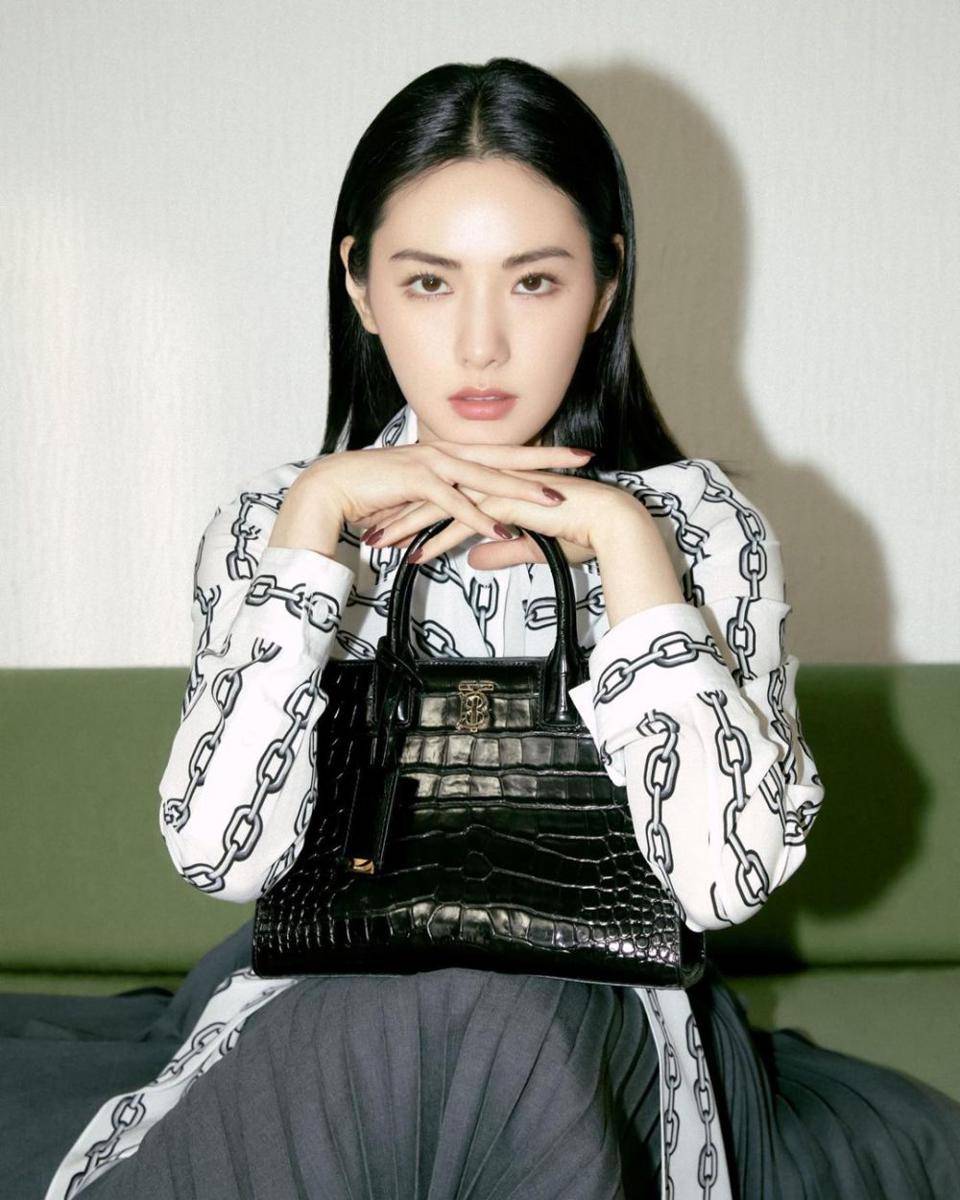 Nana (instagram.com/jin_a_nana)