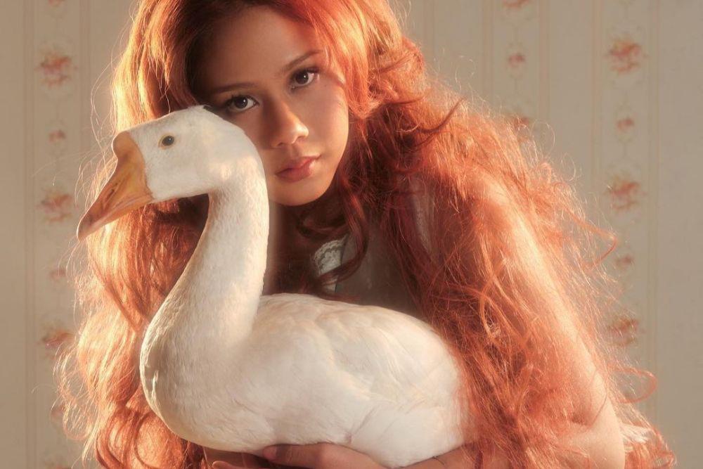 Lirik Lagu Semua Aku Dirayakan - Nadin Amizah, Maknanya Nyentuh Banget