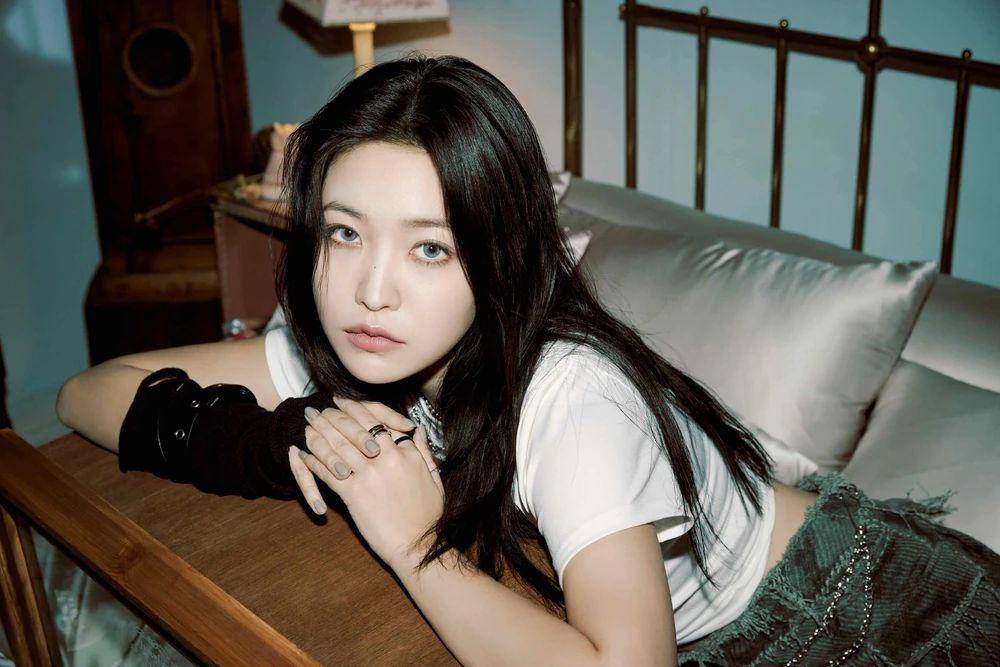 potret Yeri Red Velvet (instagram.com/redvelvet.smtown)