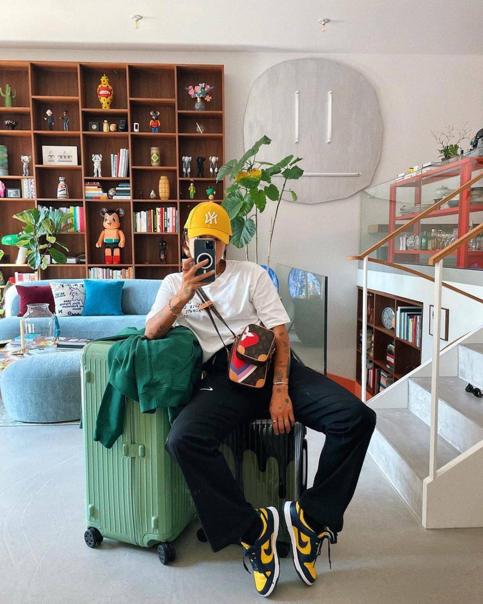 OOTD nuansa streetwear ala Peggy Gou (instagram.com/peggygou_)
