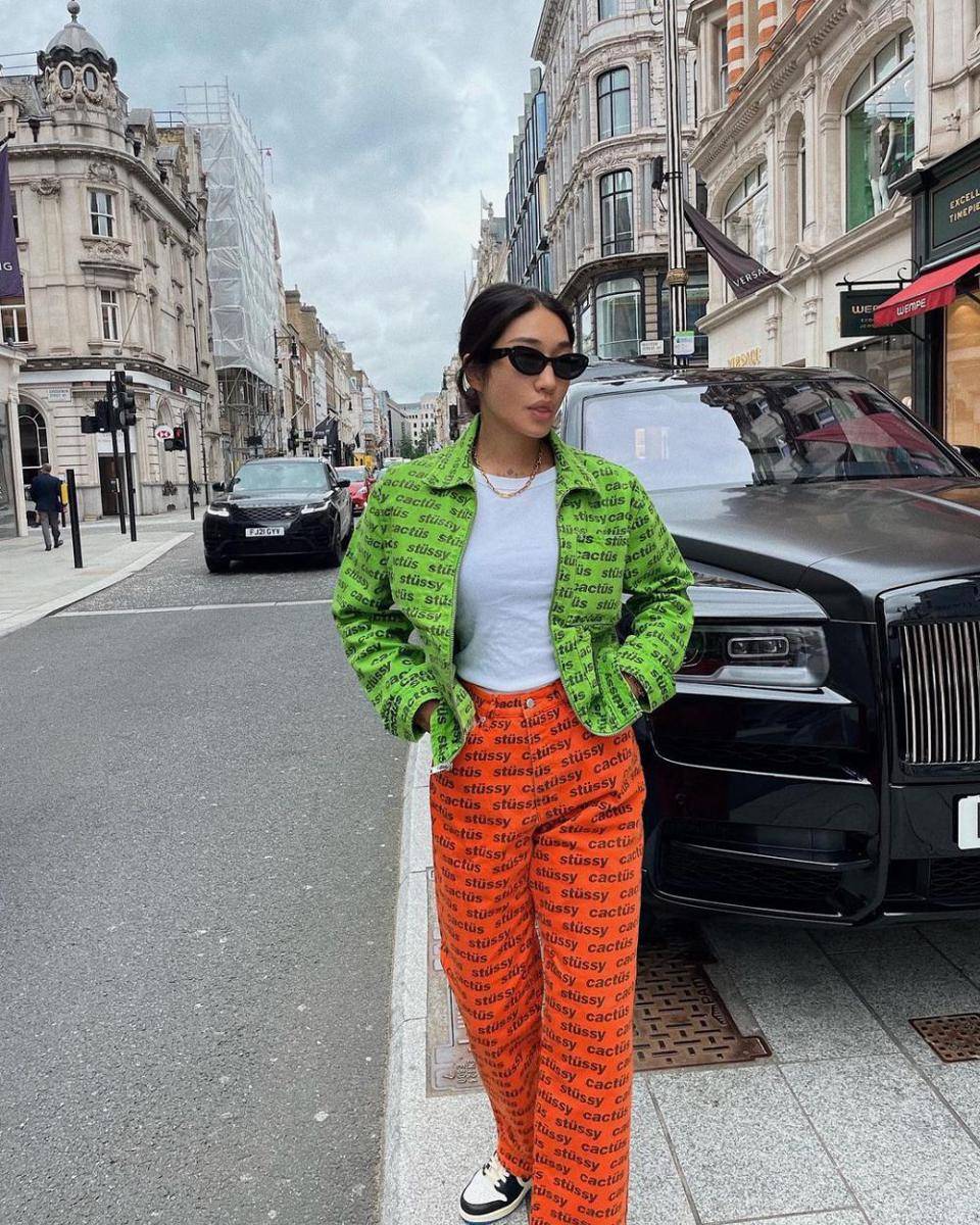 OOTD nuansa streetwear ala Peggy Gou (instagram.com/peggygou_)
