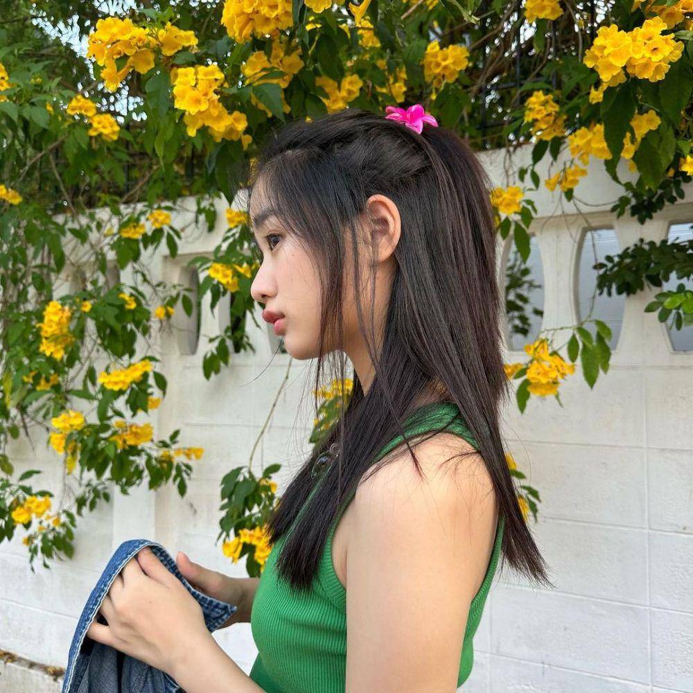 cute hairstyle ala Tu Tontawan (instagram.com/tontawan)