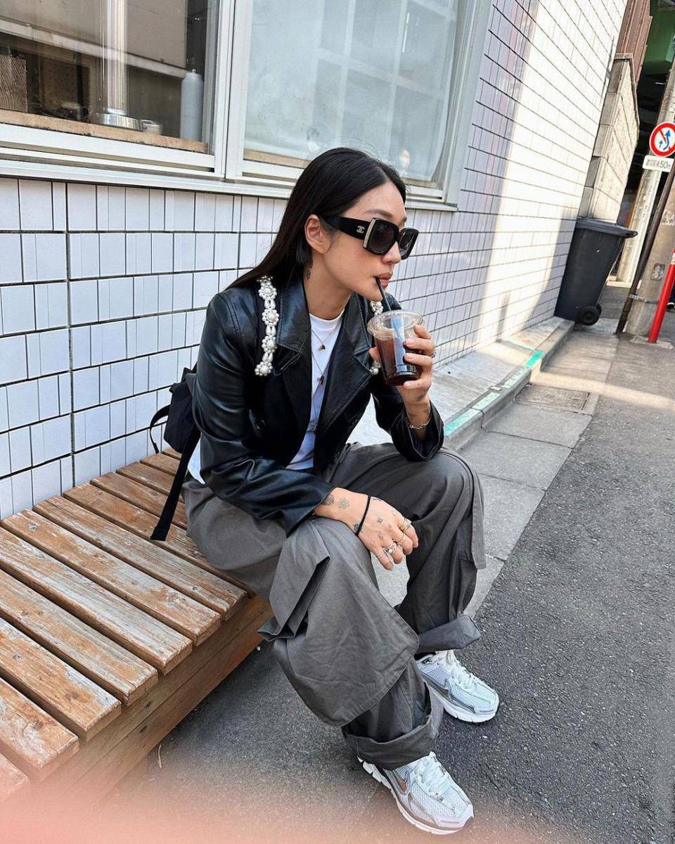 OOTD nuansa streetwear ala Peggy Gou (instagram.com/peggygou_)