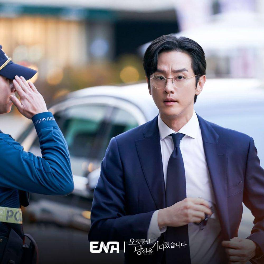 Still cut drama Longing For You (instagram.com/channel.ena.d)
