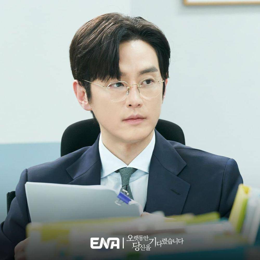 Still cut drama Longing For You (instagram.com/channel.ena.d)