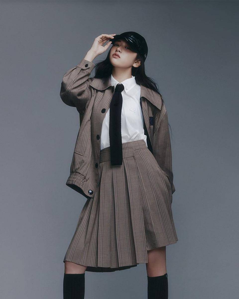 ide mix and match rok mini ala Yujin IVE (instagram.com/luckychouette7)