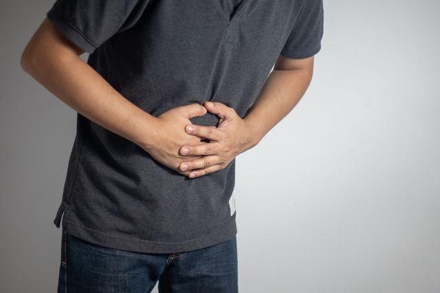 Aneurisme Aorta Abdominal: Penyebab, Gejala, Diagnosis, Pengobatan
