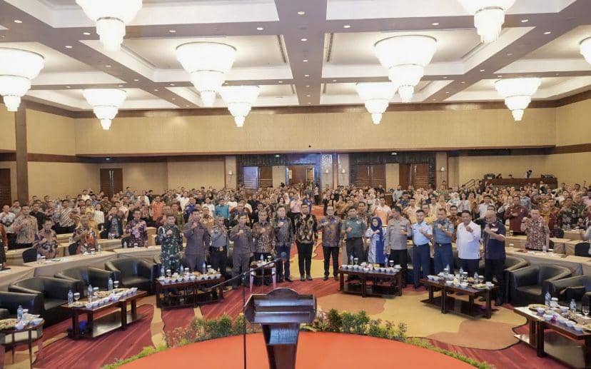 Walikota Medan Bobby Nasution minta para ASN Pemko Medan untuk mengenakan busana kasual produk UMKM setiap hari Selasa (Dok. Istimewa)